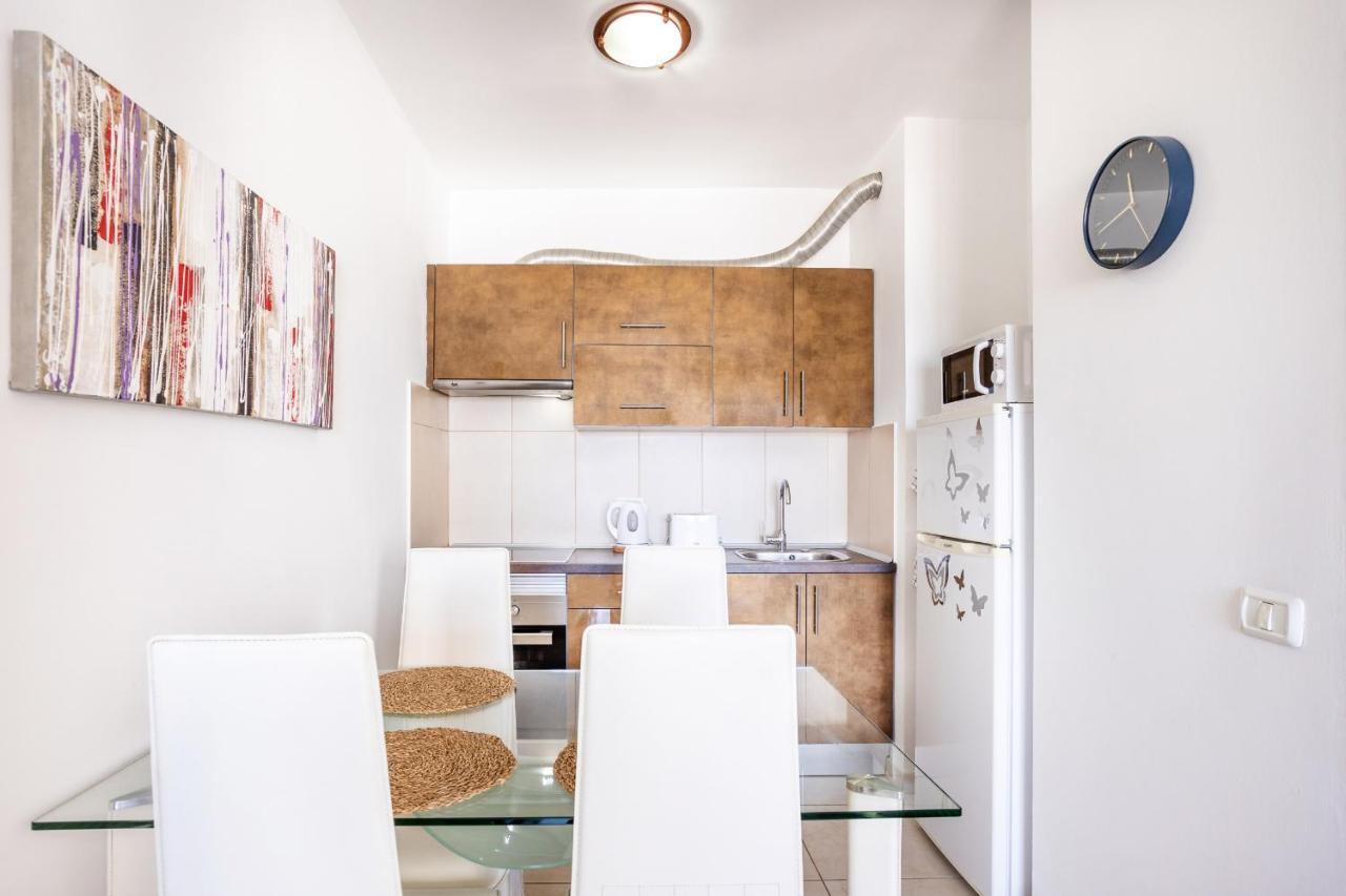 Apartment Paradise Flat Near Hard Rock With Pool *
